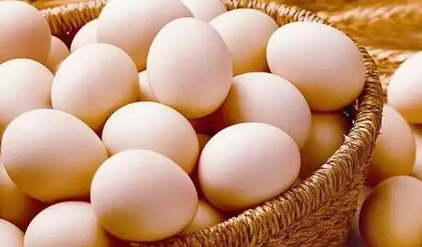 鸡蛋市场产能过剩_2025鸡蛋价格走势图_鸡蛋价格低迷