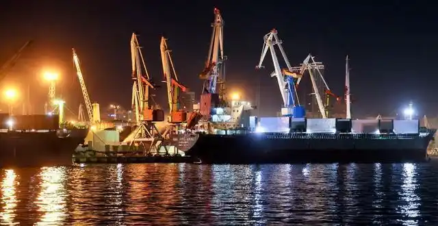 俄罗斯经济制裁_俄罗斯外贸数据暴跌_俄罗斯房价下跌