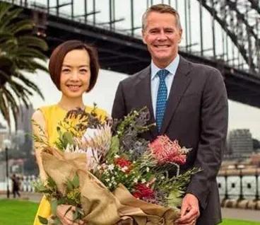 鲁豫 主持生涯 采访节目 电视名人_鲁豫 事业成功 主持人 晚年生活_张轶涵和鲁豫